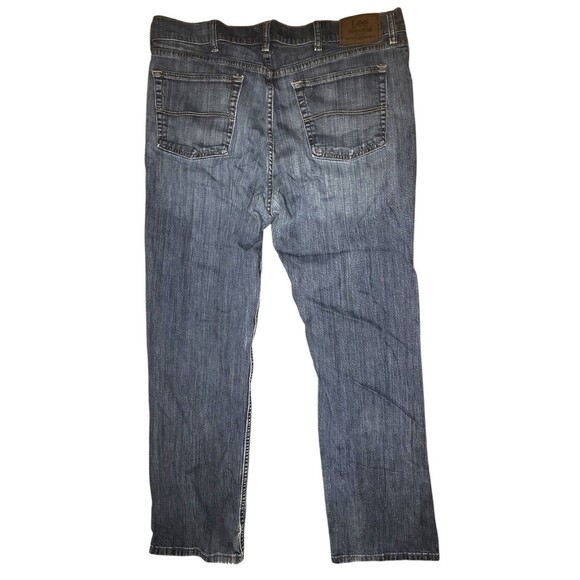Lee Premium Select Classic Fit Men’s Jeans 38x32 Straight Leg Medium Wash - Picture 2 of 6